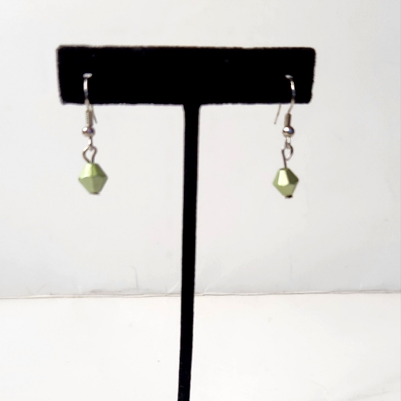 Jewelry - New Emerald GreenTeardrop Earrings
